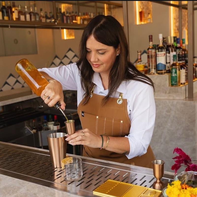 Cover Image for Bar 101 - V2.0: Technique, Tools, and Preparation Methods