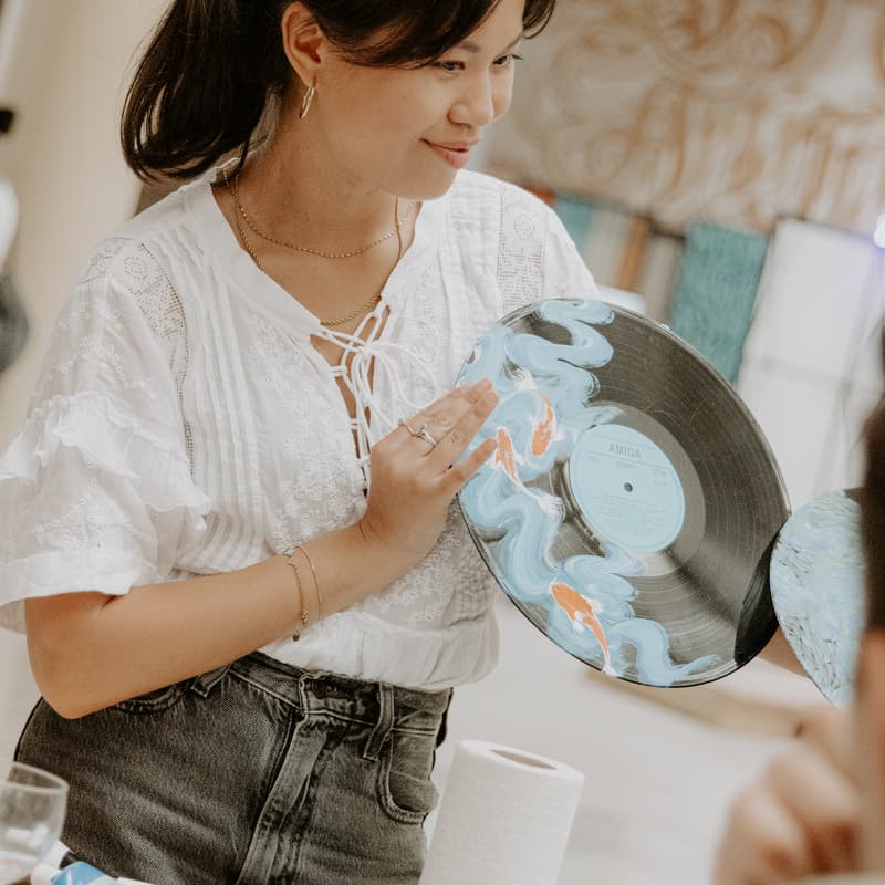 Cover Image for Offline Vinyl Club x Vinyls at the Gallery | Live Vinyl DJ 🎵