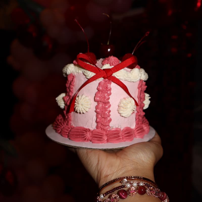 Cover Image for Cake Decorating Play Date