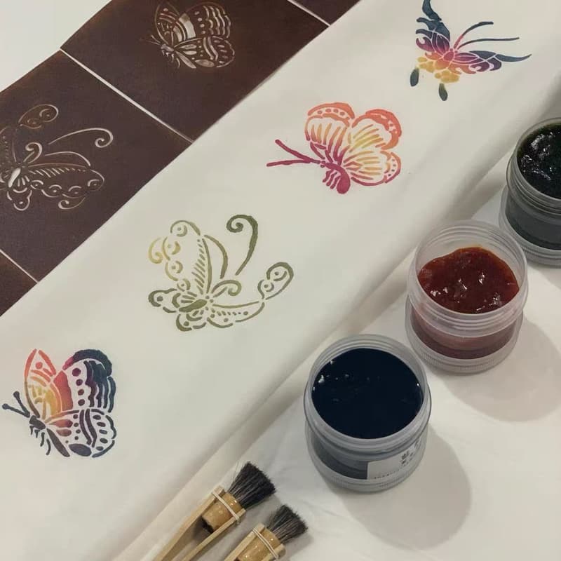 Cover Image for Natural Dye Workshop: Make A Holiday Tea Towel with Traditional Chinese Stenciling