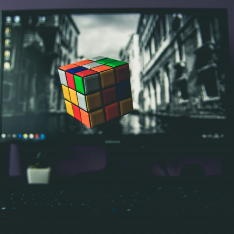 Cover Image for Learn How to Solve The Rubik's Cube