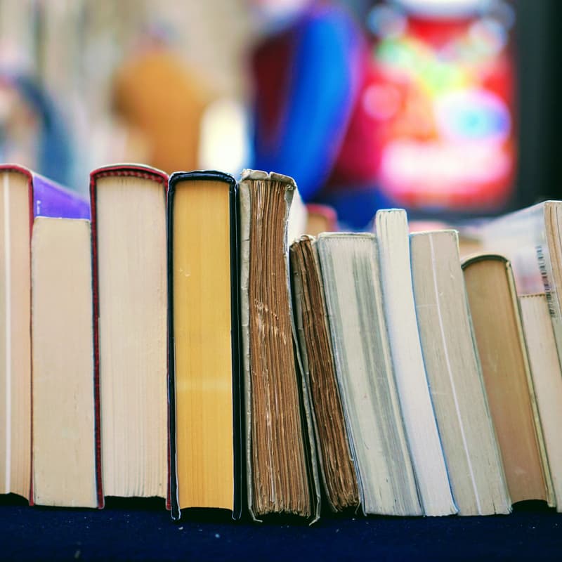 Cover Image for Reading Club with Nora