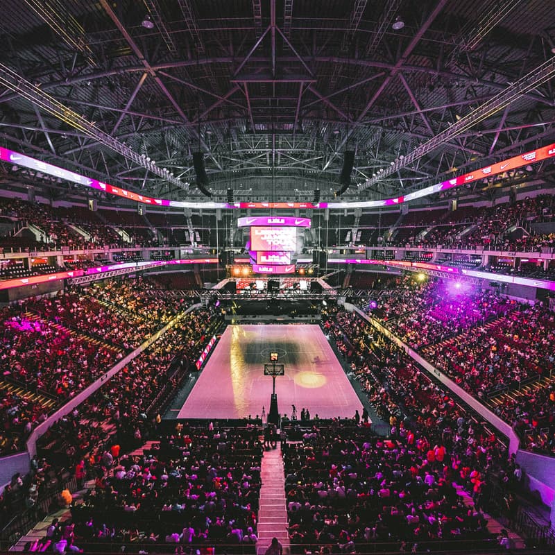 Cover Image for Lakers Opening Night Watch Party
