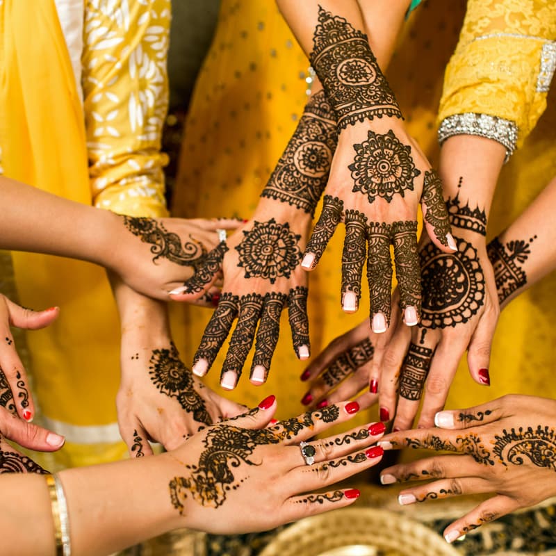 Cover Image for Sisters Henna Night