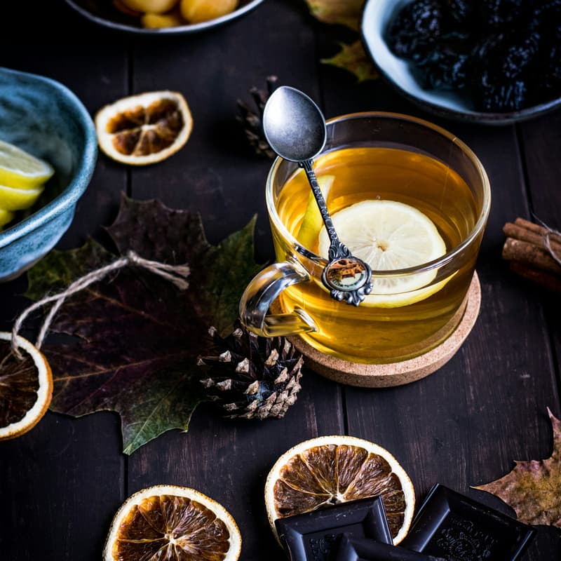 Cover Image for Tea Conversations : Steeped in History