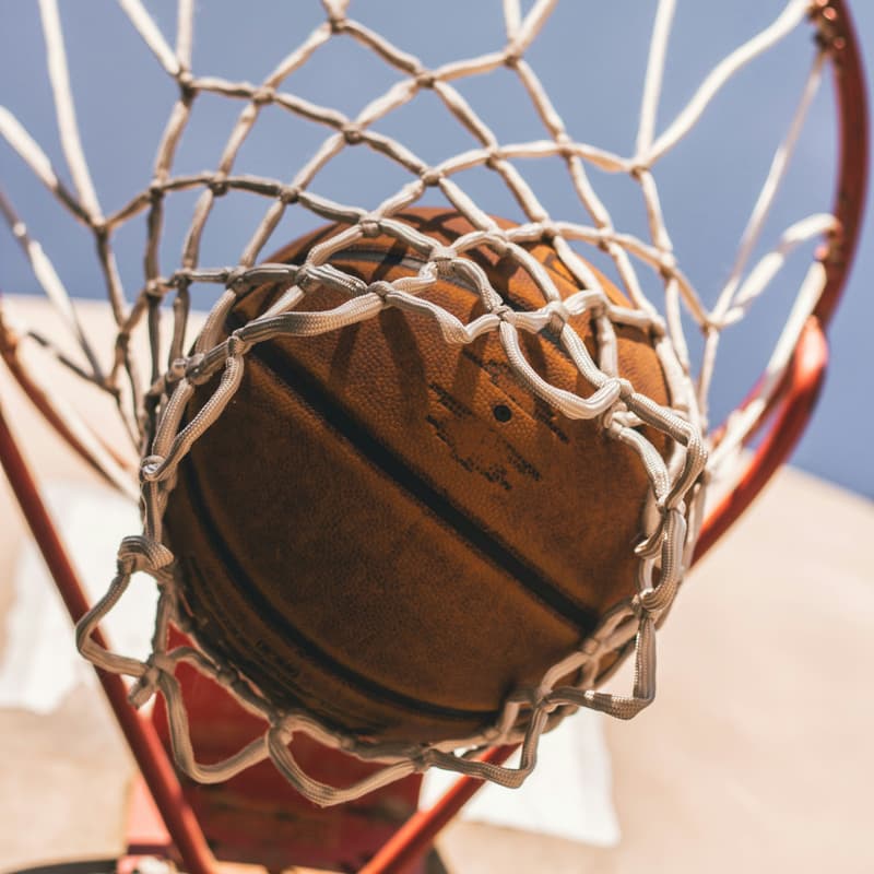 Cover Image for Sports through the City: Basketball in Parc de L’Espanya Industrial (Sants)Sep23