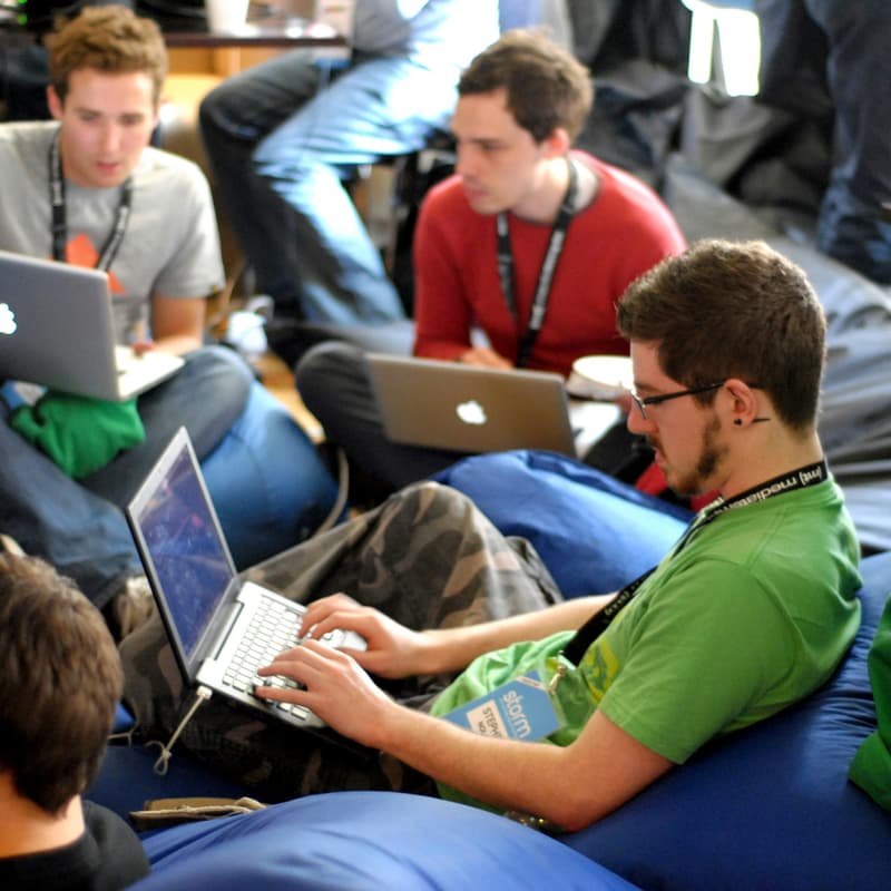 Cover Image for MDC Apple Networking Event