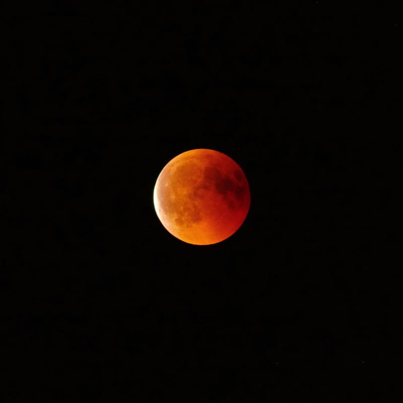 Cover Image for Full Moon Eclipse Watch 🌑