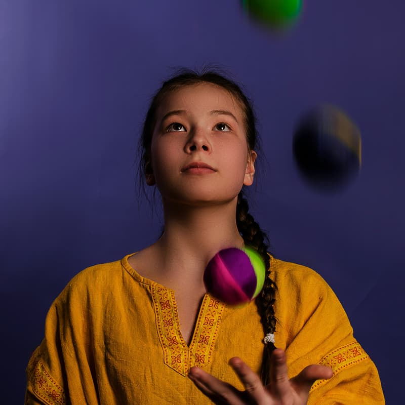 Cover Image for Kids Juggling Class