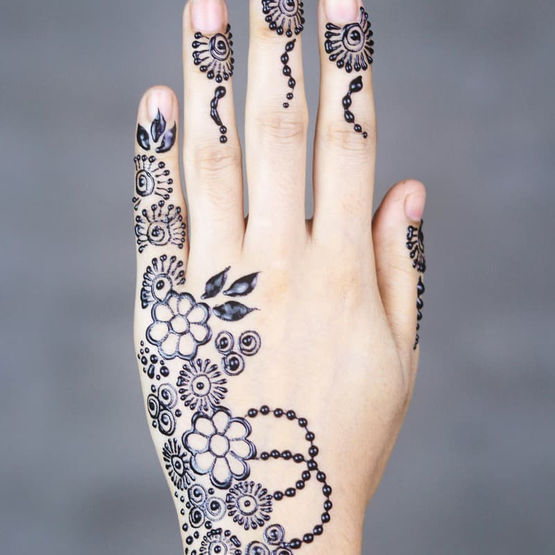 Cover Image for Sports of Asia, Henna Design & Bi-Lingual Story Time