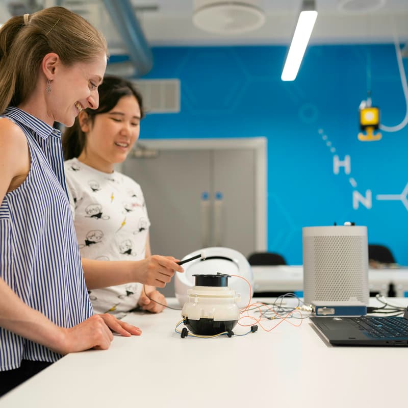 Cover Image for Building Global Student Research Capacity Through Open Science Networks