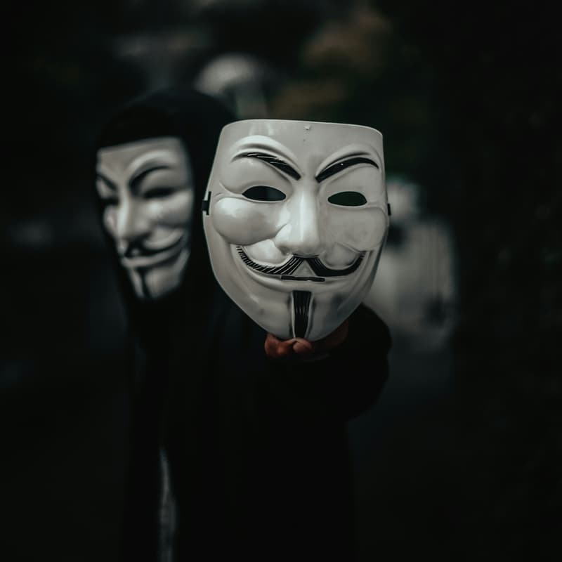 Cover Image for Anonymous Yet Authentic: Personal Branding Without Oversharing