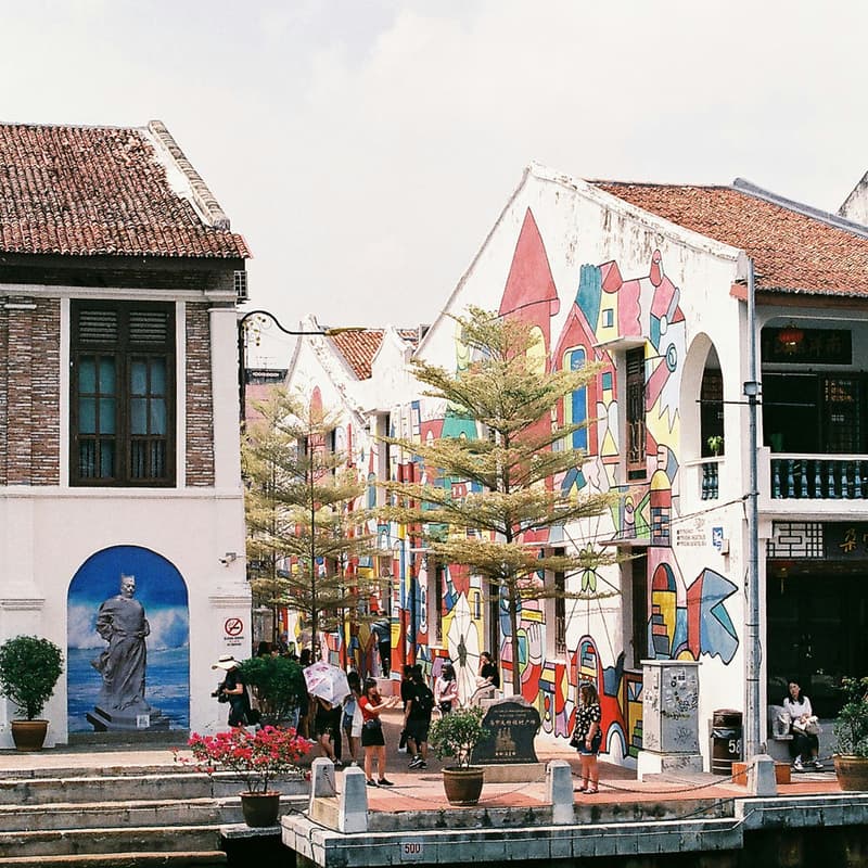 Cover Image for Hacking Any Language--Starting with Malay