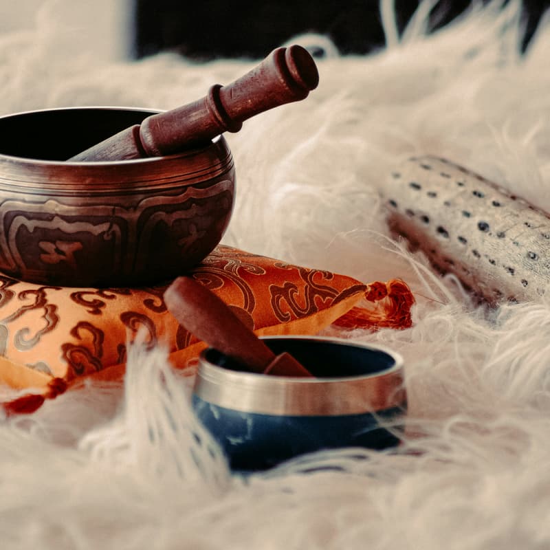 Cover Image for Dreaming Awake: A Sound Bath