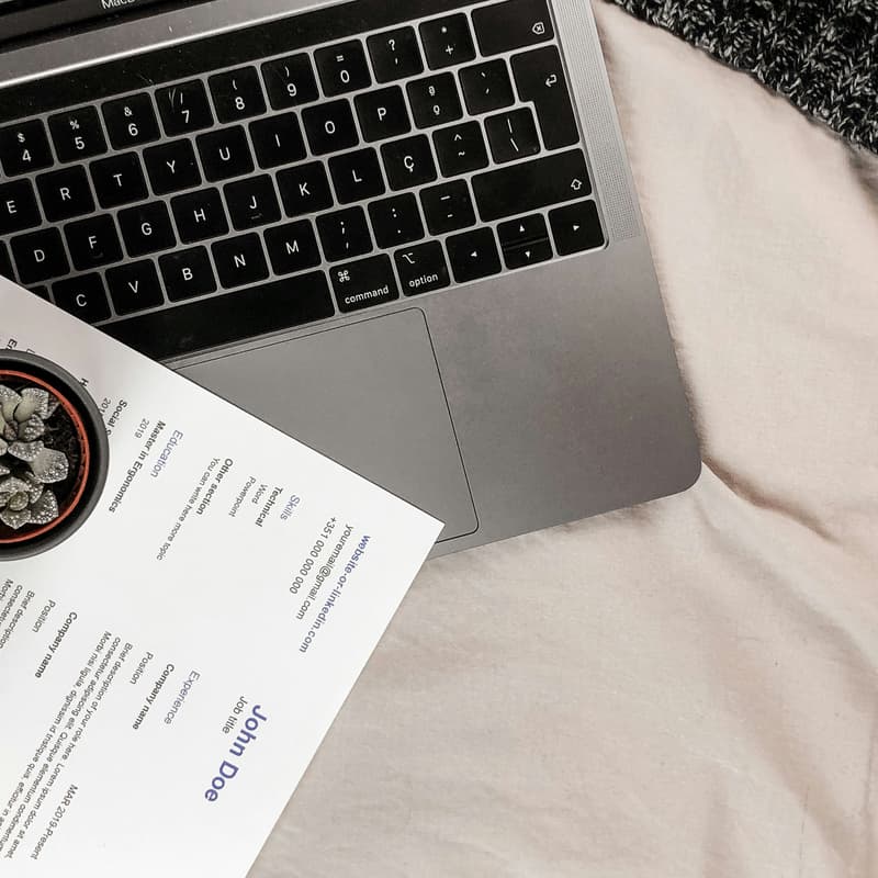 Cover Image for 🤝 How to Write a Resume That Gets You Hired