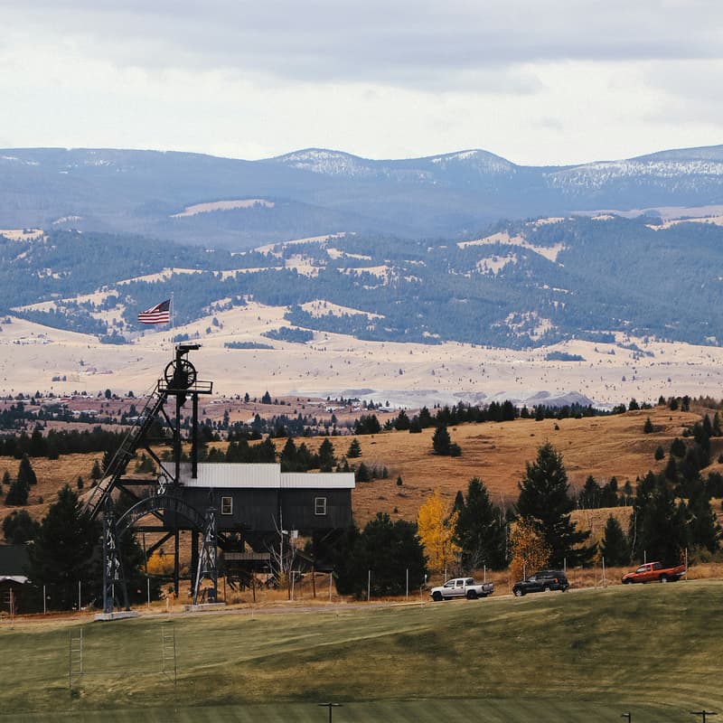 Cover Image for Legacies of Copper: The Story of Butte, Montana