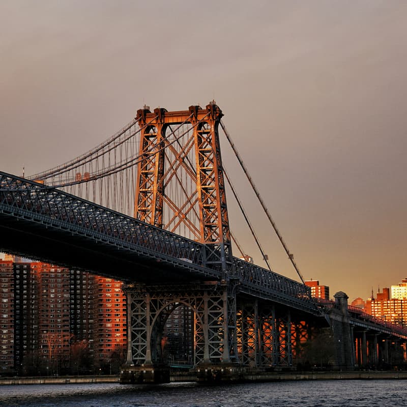 Cover Image for Williamsburg Waterfront Walk
