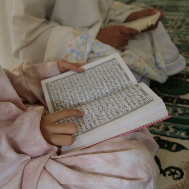 Cover Image for Sisters' Post Taraweeh Reflection + Qiyam