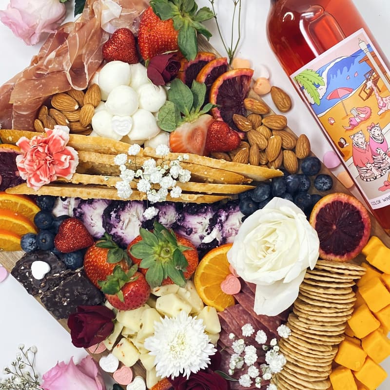 Cover Image for 💕 MOM-ONLY BOARDS & BITES NIGHT 💕
