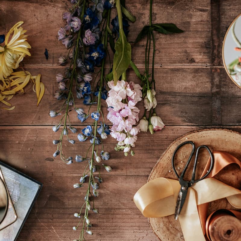 Cover Image for Nacre cafe - Difficult Women Craft Afternoon