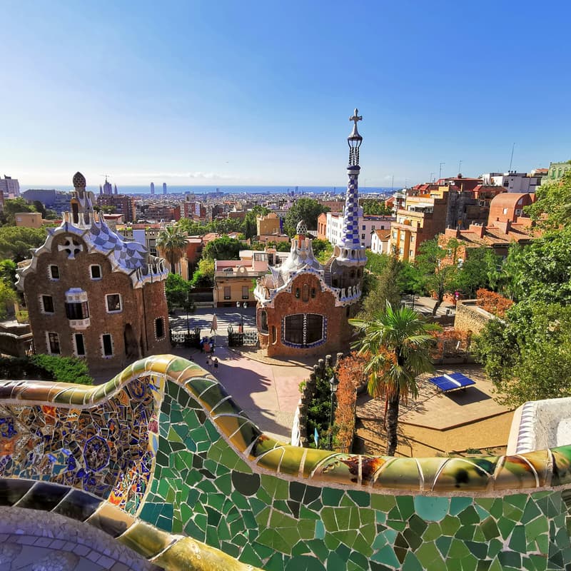 Cover Image for Beyond LinkedIn - Barcelona Comms & Cocktails