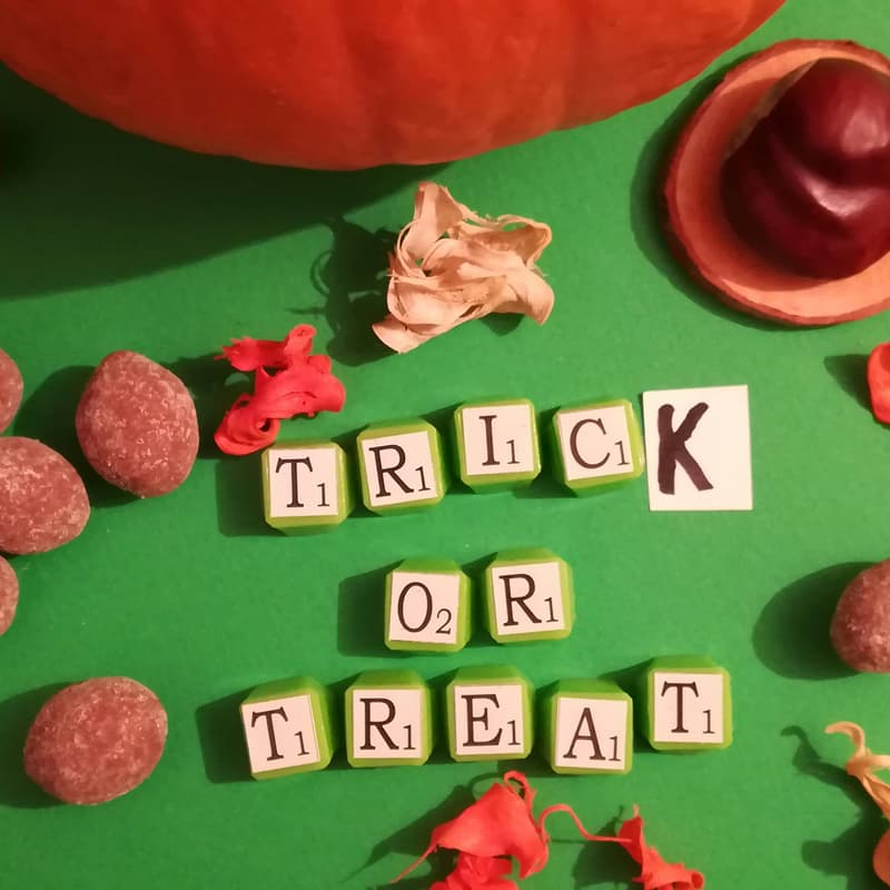 Cover Image for Little Village Trick-or-Treat Parade