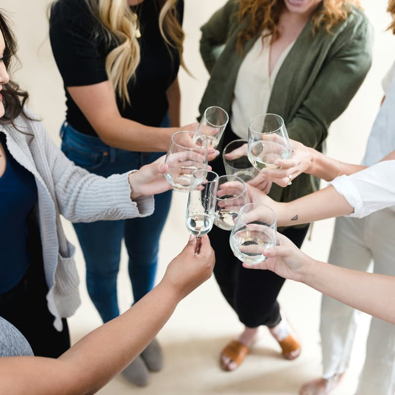 Cover Image for Notabelles Monthly Happy Hour