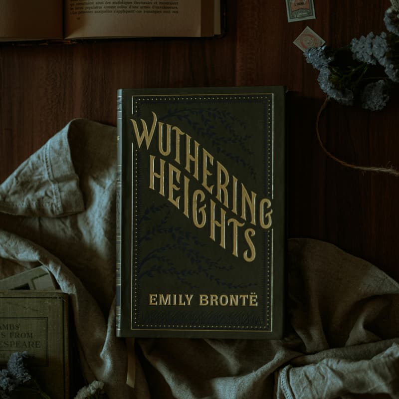Cover Image for Wuthering Heights