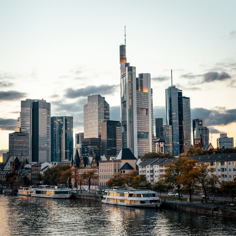 Cover Image for 🇩🇪 GC Rendez-Vous : The Legal Operating Model in the Age of AI