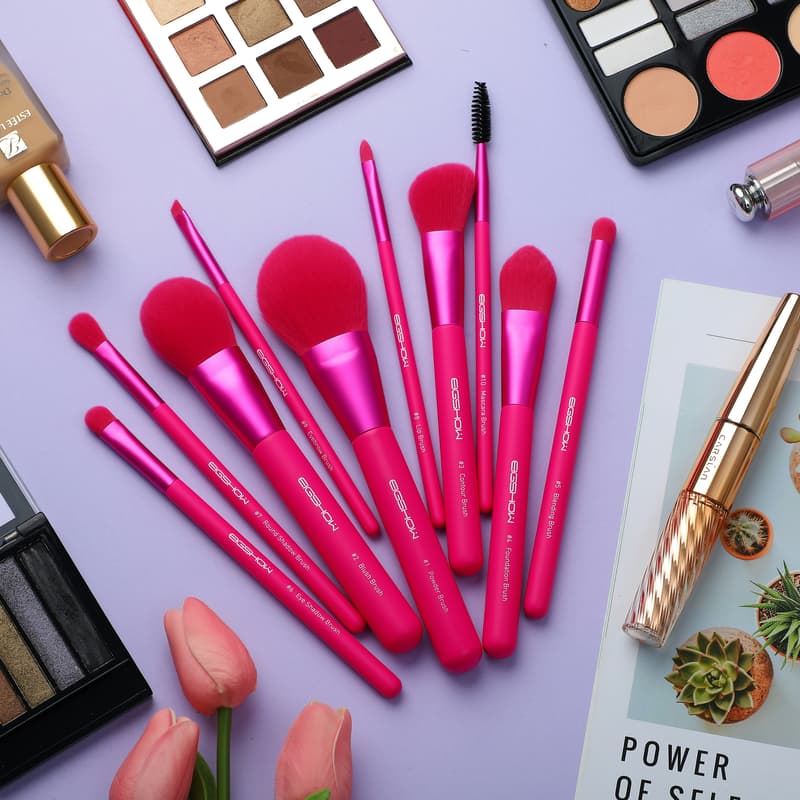 Cover Image for The Beauty Lounge by Vogue Singapore