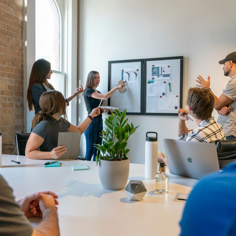 Cover Image for Informative Sessions Startups/Nomads