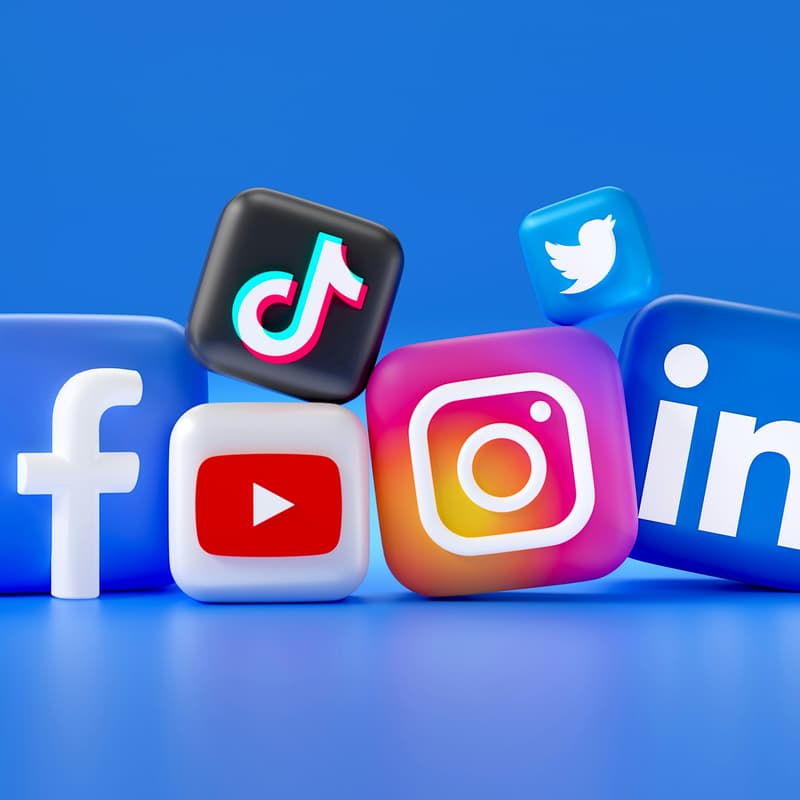 Cover Image for 🧜‍♀️ The AI Collective HR • Automate your social media