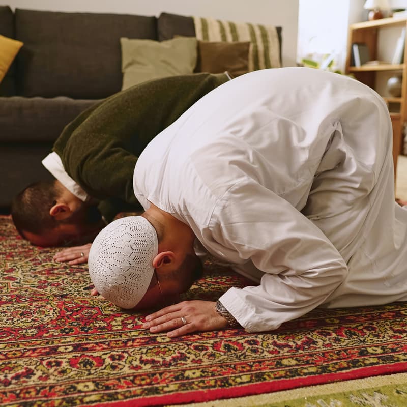Cover Image for Brothers' Isha Hang @KFM