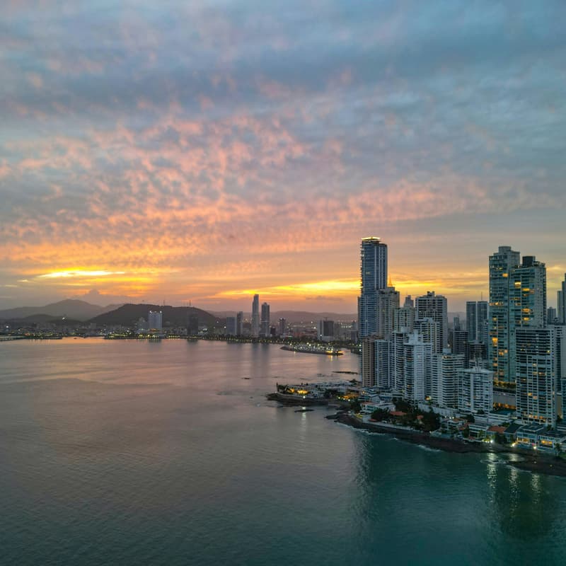 Cover Image for Cena en Ciudad de Panamá: Maximizando los Agentes de IA