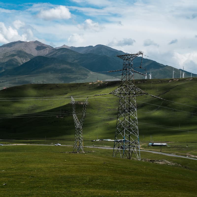 Cover Image for Exploring Grid Inertia (and a Bit of Reactive Power) with Inverter-Based Resources: An Interactive Session