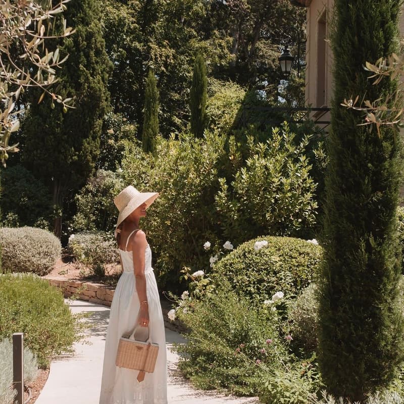 Cover Image for Clean Living Magazine Creator Content Shoot Experience at Filoli