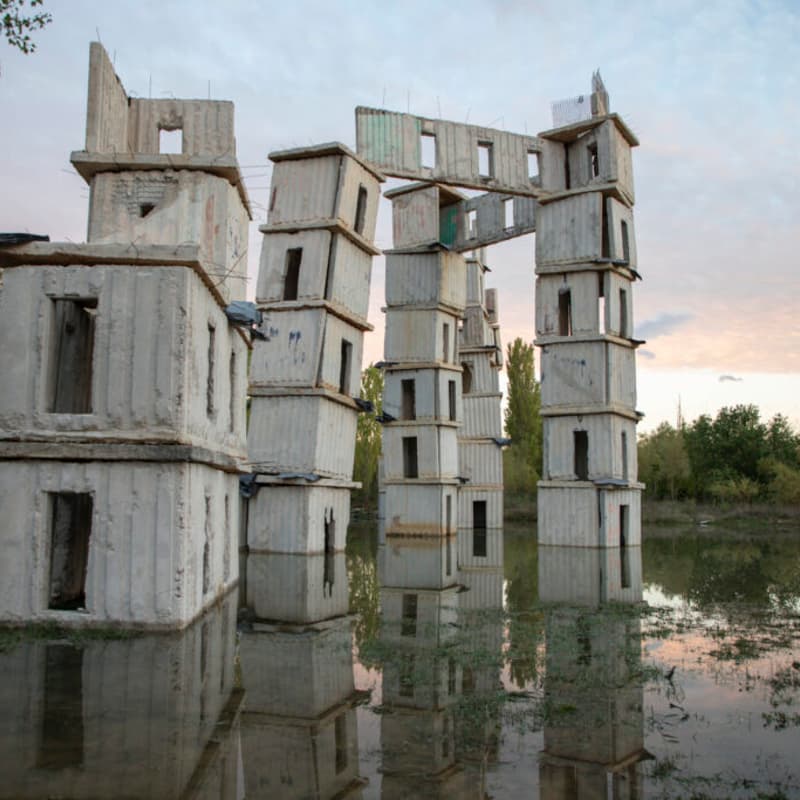 Cover Image for Нелавандовый Прованс. Ландшафты Ансельма Кифера и Авиньон