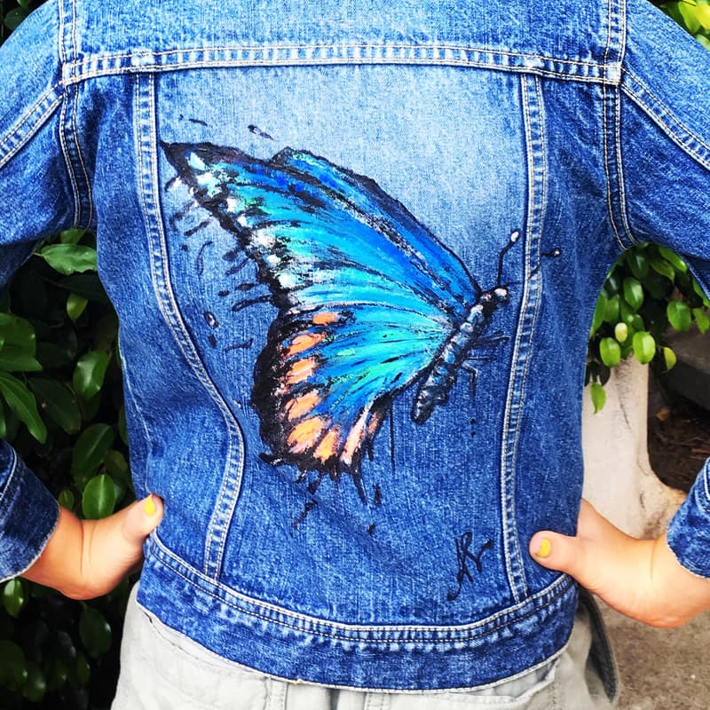 Cover Image for Learn to Paint on Denim