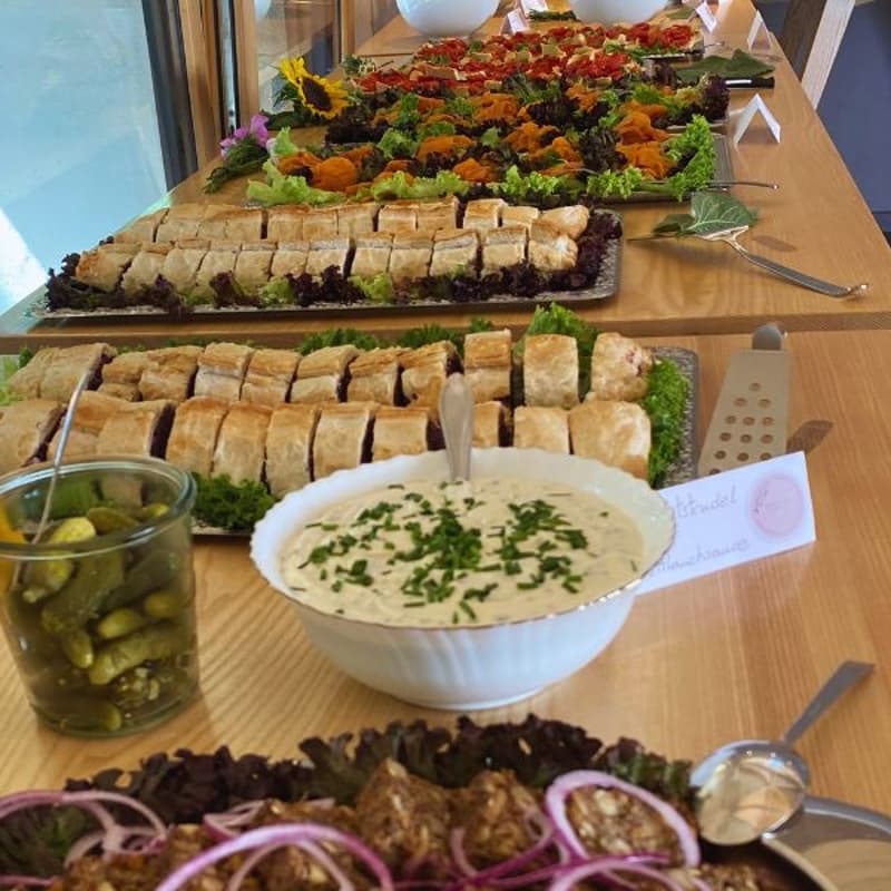 Cover Image for Yoga & Brunch Workshop