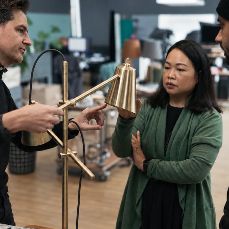Cover Image for Hoi P'loy: A Product Developer's Guide to Luminaire Design