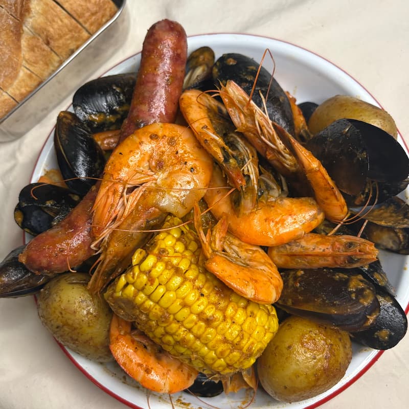 Cover Image for Seafood Boil Love Deluxe x Allan's ABC