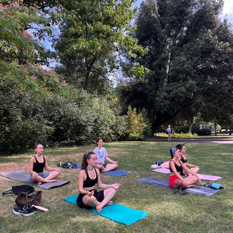 Cover Image for Yoga au parc