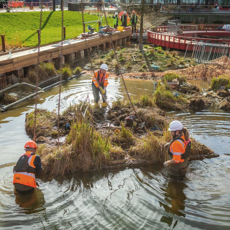 Cover Image for Business, infrastructure and the future of water: navigating reform
