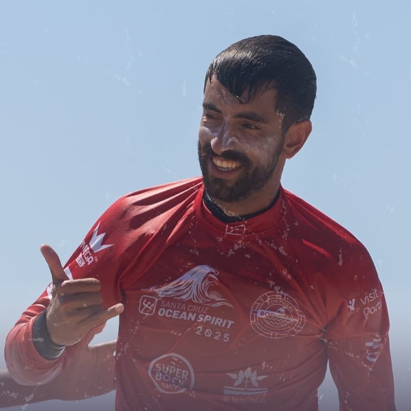 Imagem de capa de Clube de chá - À conversa com um nadador salvador