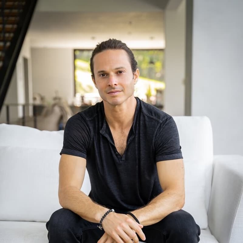 Cover Image for AMA with Alex Olshonsky