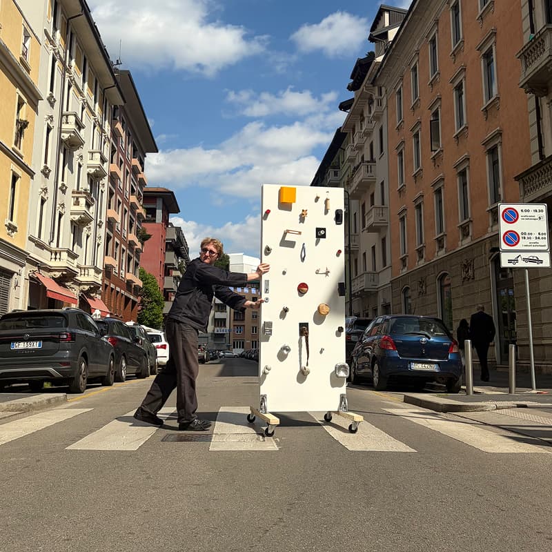Cover Image for Anti-curating: Making exhibition outside the gallery wallsby Zaccaria Slater