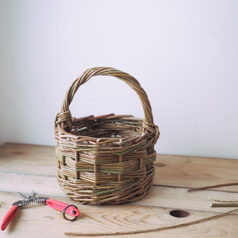 Cover Image for Willow Berry Basket