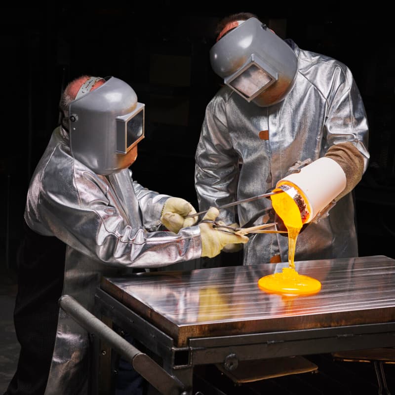 Cover Image for Building and Manufacturing the Future