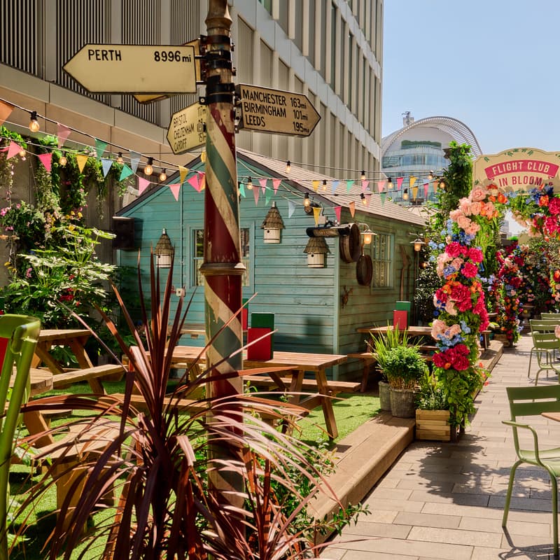 Cover Image for Q2 Networking Event at Flight Club Victoria