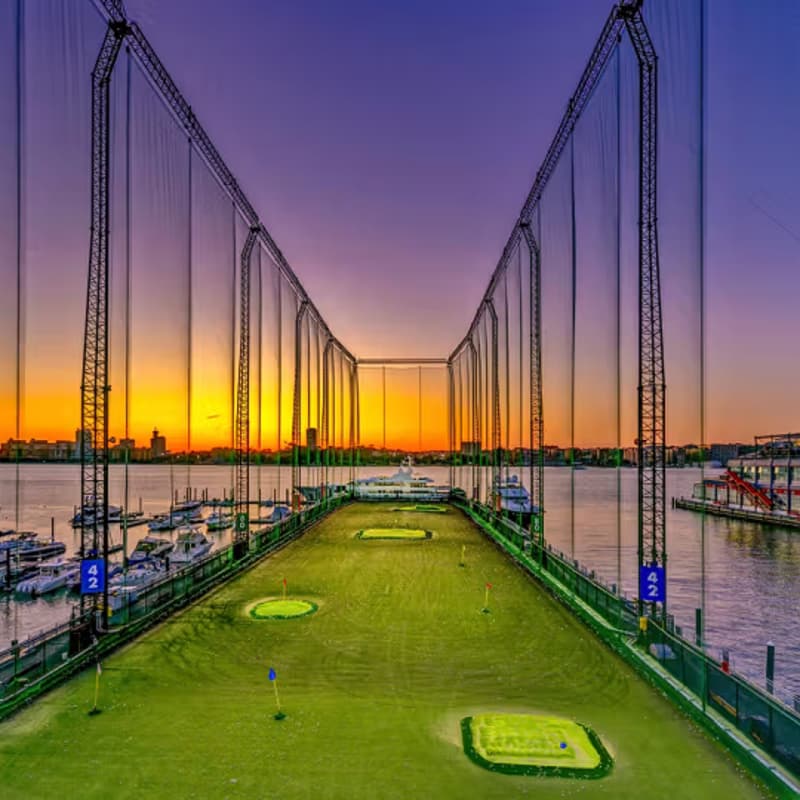 Cover Image for Sunset Golfing @ Hudson River